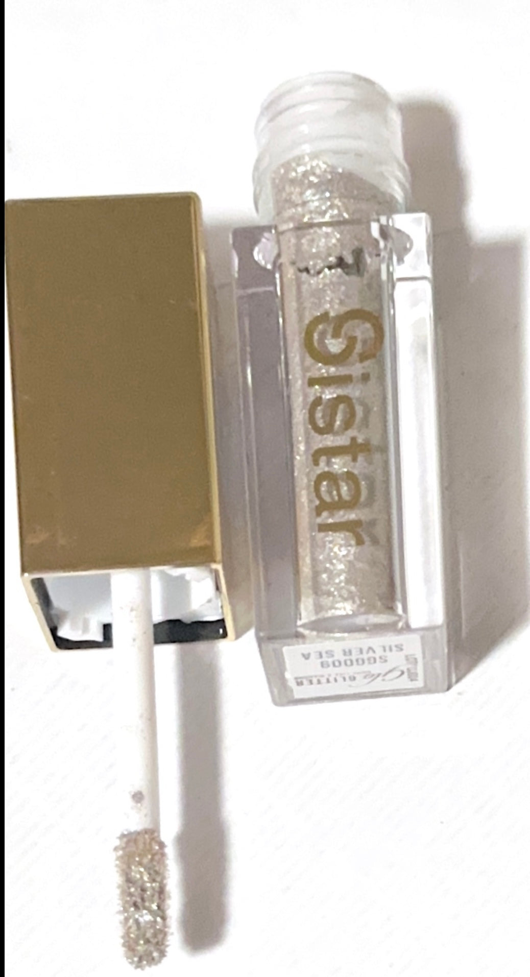 Glo glitter liquid eyeshadow glitter